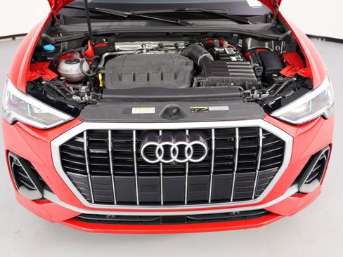 Used 2023 Audi Q3 2.0T Premium Plus image 7