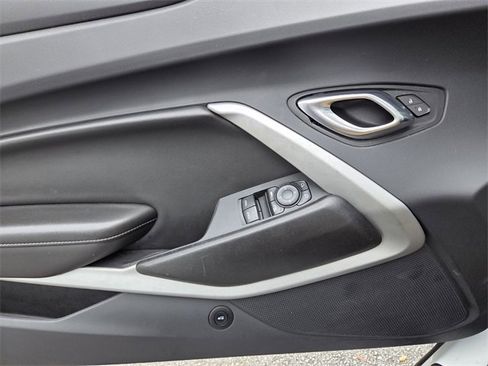 Used 2023 Chevrolet Camaro LT image 25