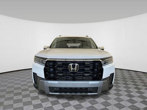 New 2026 Honda Pilot Touring image 10