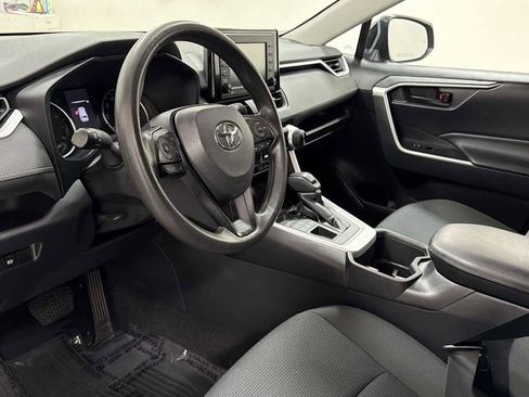 Certified 2022 Toyota RAV4 LE image 12