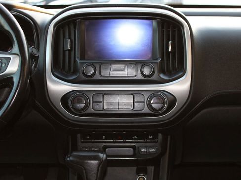 Used 2016 GMC Canyon SLT w/ Driver Alert Package image 23