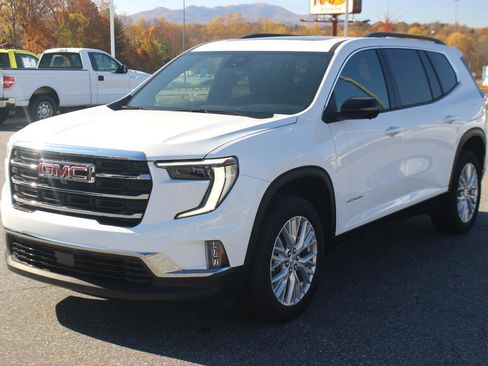 New 2025 GMC Acadia Elevation w/ Elevation Premium Package FWD image 3