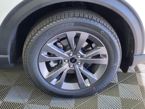 New 2026 Ford Explorer Active image 9