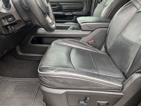 Used 2024 RAM 2500 Limited image 13