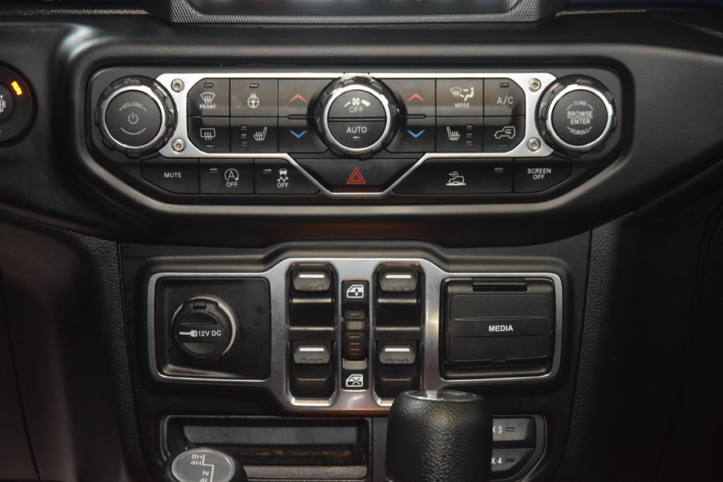 Used 2022 Jeep Wrangler Unlimited Sport w/ Sun And Sound Package AWD/4WD image 33