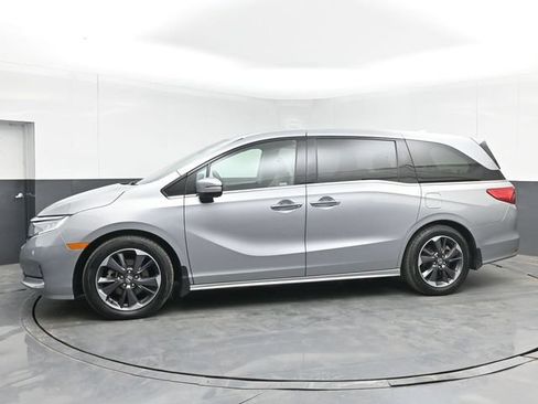 Used 2023 Honda Odyssey Elite image 6