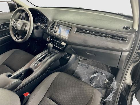 Used 2022 Honda HR-V EX image 28