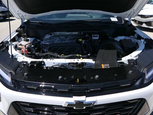 Used 2026 Chevrolet Trax ACTIV FWD image 27