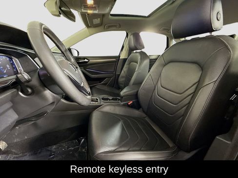 Used 2021 Volkswagen Jetta SEL Premium image 10