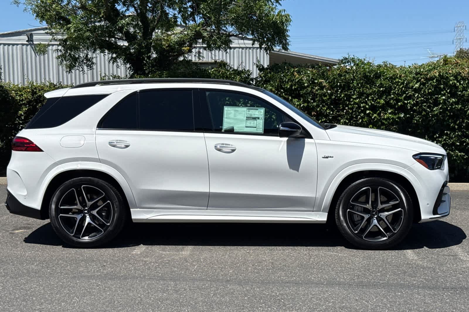 New 2026 Mercedes-Benz GLE 53 AMG 4MATIC image 2