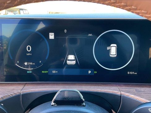 Used 2025 Hyundai Santa Fe Limited image 20