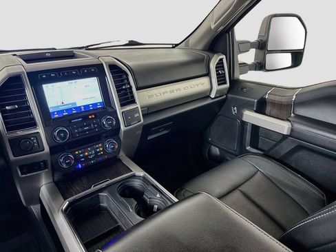 Used 2020 Ford F450 Lariat w/ FX4 Off-Road Package AWD/4WD image 24