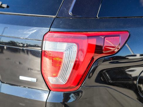 Used 2017 Ford Explorer Sport image 9