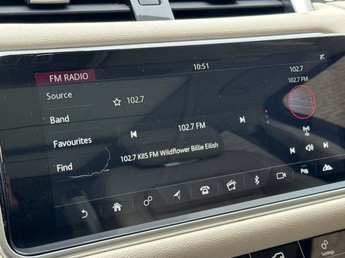 Used 2022 Land Rover Range Rover Sport HSE Silver Edition image 21