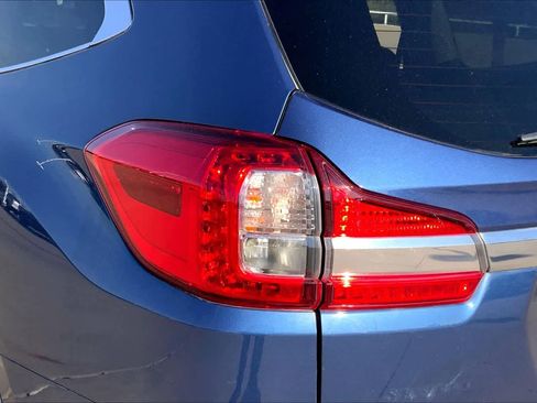 Used 2022 Subaru Ascent Limited image 27