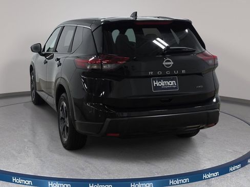 Used 2025 Nissan Rogue SV AWD/4WD image 7