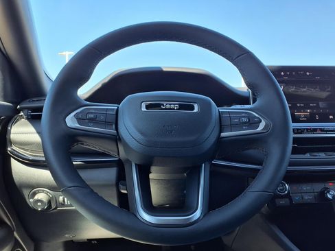 New 2026 Jeep Compass Altitude AWD/4WD image 12