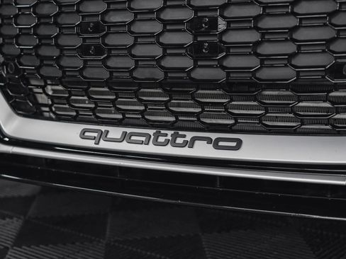 Used 2020 Audi RS 3 w/ Navigation Package image 4