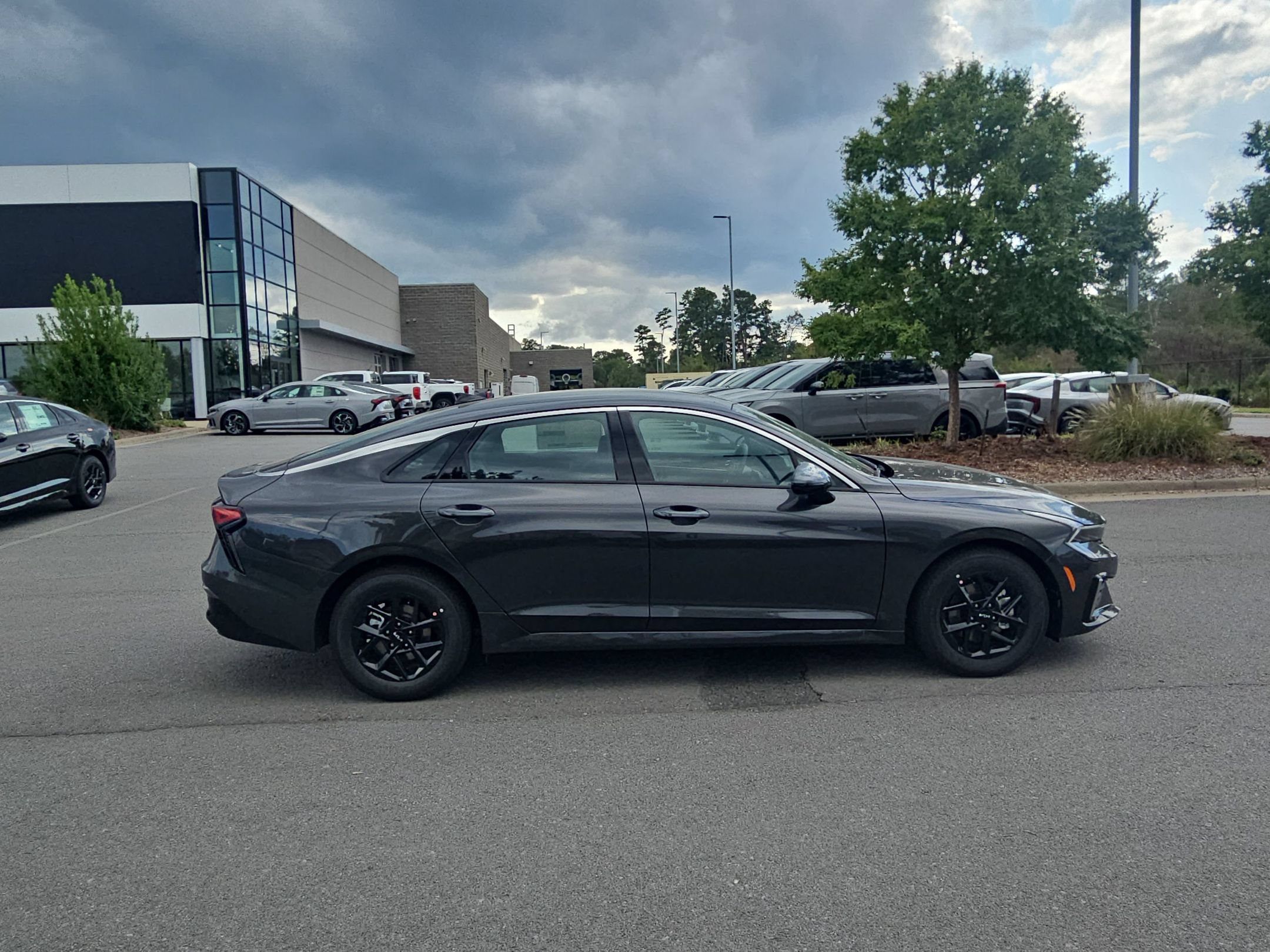 New 2026 Kia K5 LXS FWD image 8