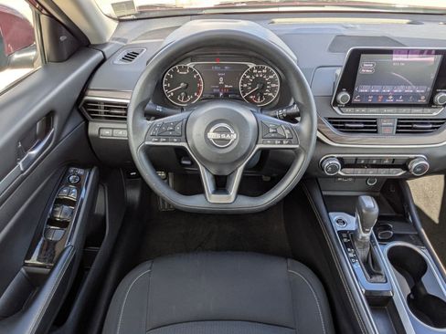 Used 2023 Nissan Altima 2.5 SV image 27