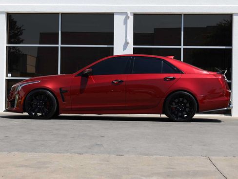 Used 2016 Cadillac CTS V w/ Carbon Fiber Package RWD image 12