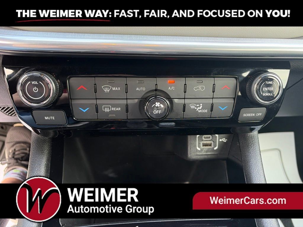Used 2024 Jeep Compass Limited AWD/4WD image 24