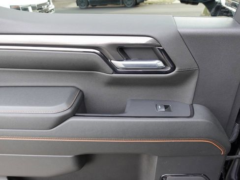 Used 2024 GMC Sierra 1500 AT4 w/ AT4 Premium Package image 21