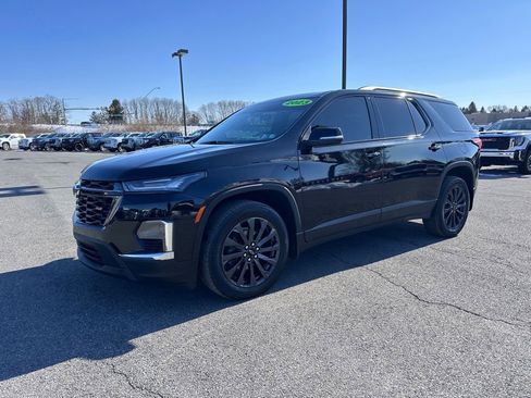 Certified 2023 Chevrolet Traverse RS w/ LPO, Floor Liner Package image 2