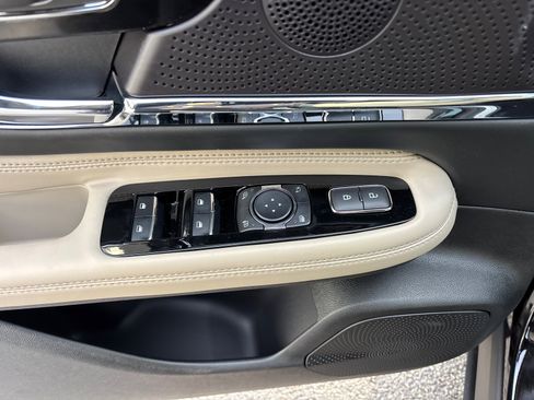New 2026 Lincoln Corsair Grand Touring AWD/4WD image 12