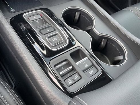 New 2025 Honda Pilot Touring image 20