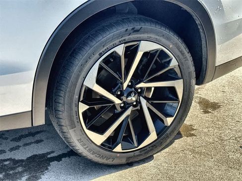 Used 2024 Mitsubishi Outlander SE image 24