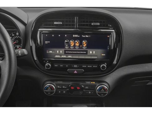 Used 2022 Kia Soul S FWD image 7