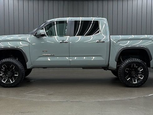 Used 2026 Toyota Tundra Limited AWD/4WD image 2