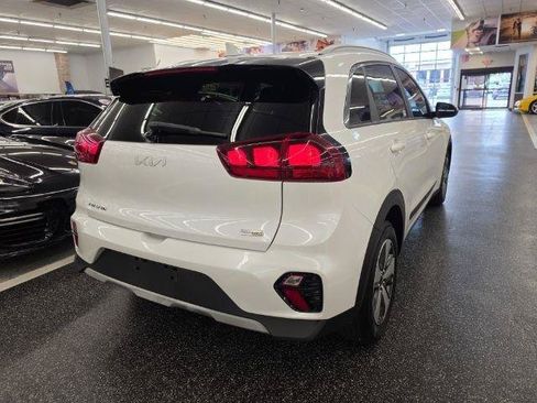 Used 2022 Kia Niro LX FWD image 4