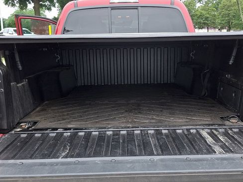 Used 2023 Toyota Tacoma SR AWD/4WD image 28