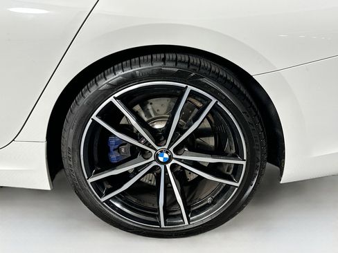 Used 2020 BMW 330i Sedan w/ M Sport Package RWD image 11