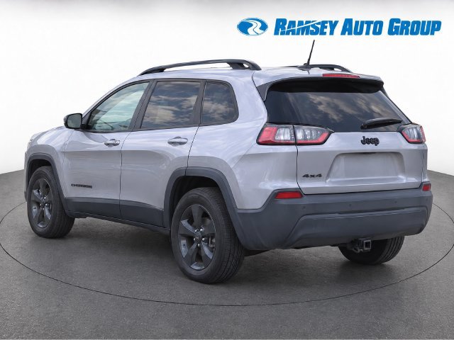 Used 2020 Jeep Cherokee Latitude Plus AWD/4WD image 3