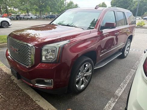 Used 2017 GMC Yukon Denali w/ Open Road Package AWD/4WD image 2