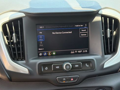 Used 2024 GMC Terrain SLE AWD/4WD image 20