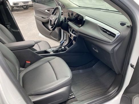 Used 2024 Buick Encore GX Sport Touring w/ Comfort Package image 38