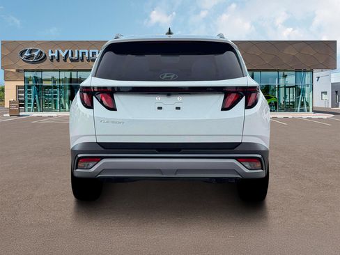 New 2026 Hyundai Tucson SEL FWD image 9