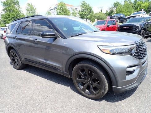 Used 2024 Ford Explorer ST-Line w/ Class IV Trailer Tow Package AWD/4WD image 12