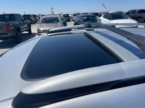 Used 2013 Toyota RAV4 XLE image 5