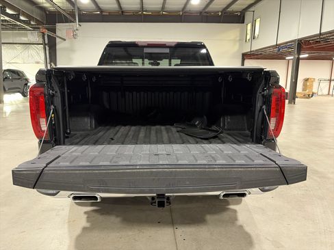 Used 2019 GMC Sierra 1500 SLT AWD/4WD image 28