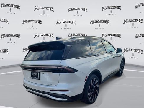 New 2026 Lincoln Nautilus Reserve w/ Jet Appearance Package AWD/4WD image 5
