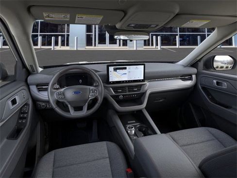 New 2025 Ford Explorer Active image 9