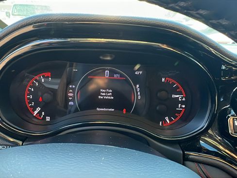 Used 2023 Dodge Durango GT image 31