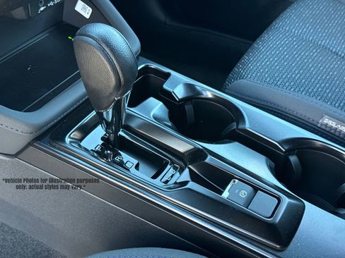 New 2026 Subaru Forester Premium AWD/4WD image 16