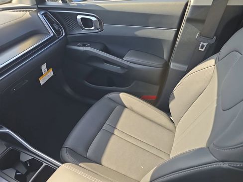 New 2026 Kia Sorento EX FWD image 16