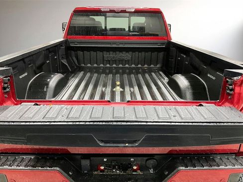 Used 2022 Chevrolet Silverado 3500 High Country w/ Technology Package image 7